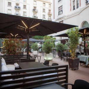 Parasol Azores on the terrace of a restaurant in Madrid