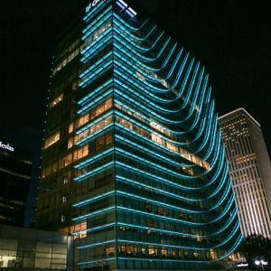 Building of the Castellana 77 illuminated