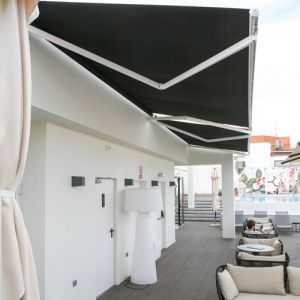 Eurosol 3000 awning in black