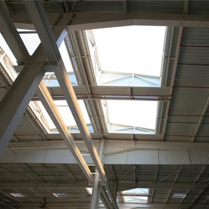 Cubierta ETFE transparente vista des de abajo en fabrica air france