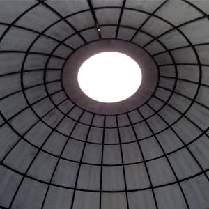 Cubierta ETFE transparente redonda en balneario Las Caldas