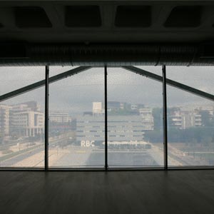 Interior de la fachada ETFE de Le Nuage