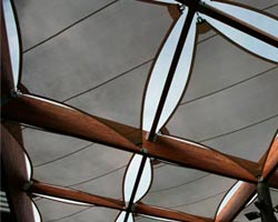 Cuberita de cuadros PVC y ETFE con estructura de madera